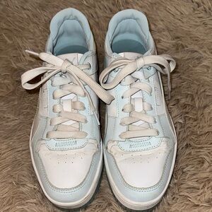 Puma Women's White and Light Blue Sneakers